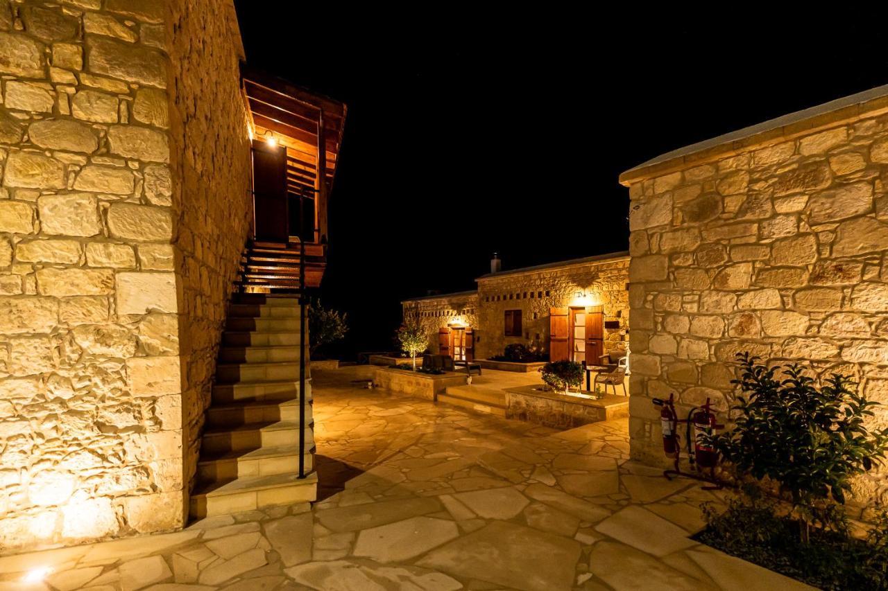 Harma Traditional Boutique Suites Paphos Eksteriør billede
