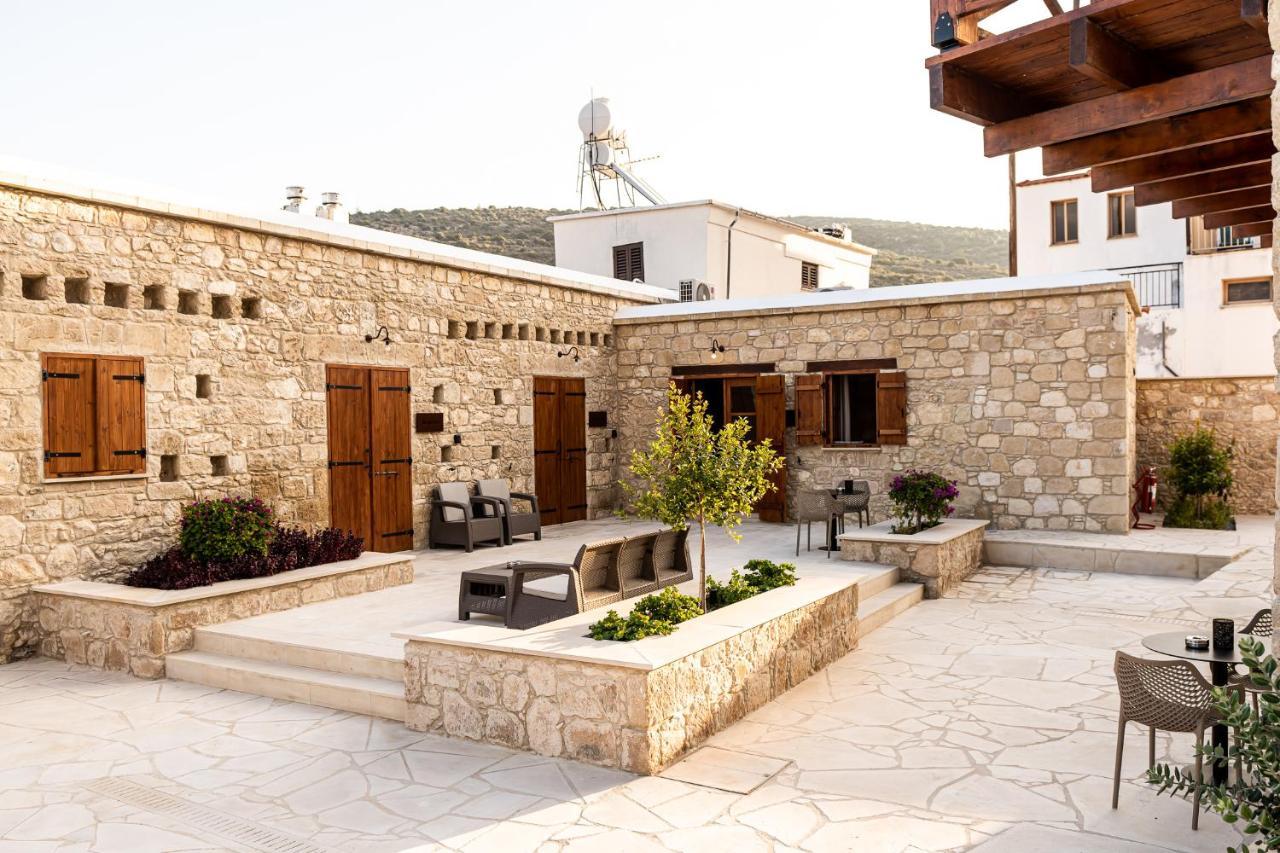 Harma Traditional Boutique Suites Paphos Eksteriør billede