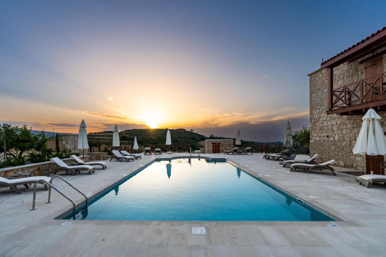 Harma Traditional Boutique Suites Paphos Eksteriør billede
