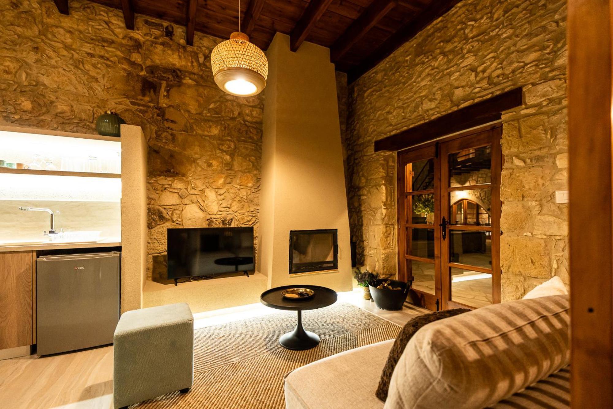 Harma Traditional Boutique Suites Paphos Eksteriør billede